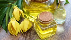Ylang Ylang: proprietà, a cosa serve e come si usa