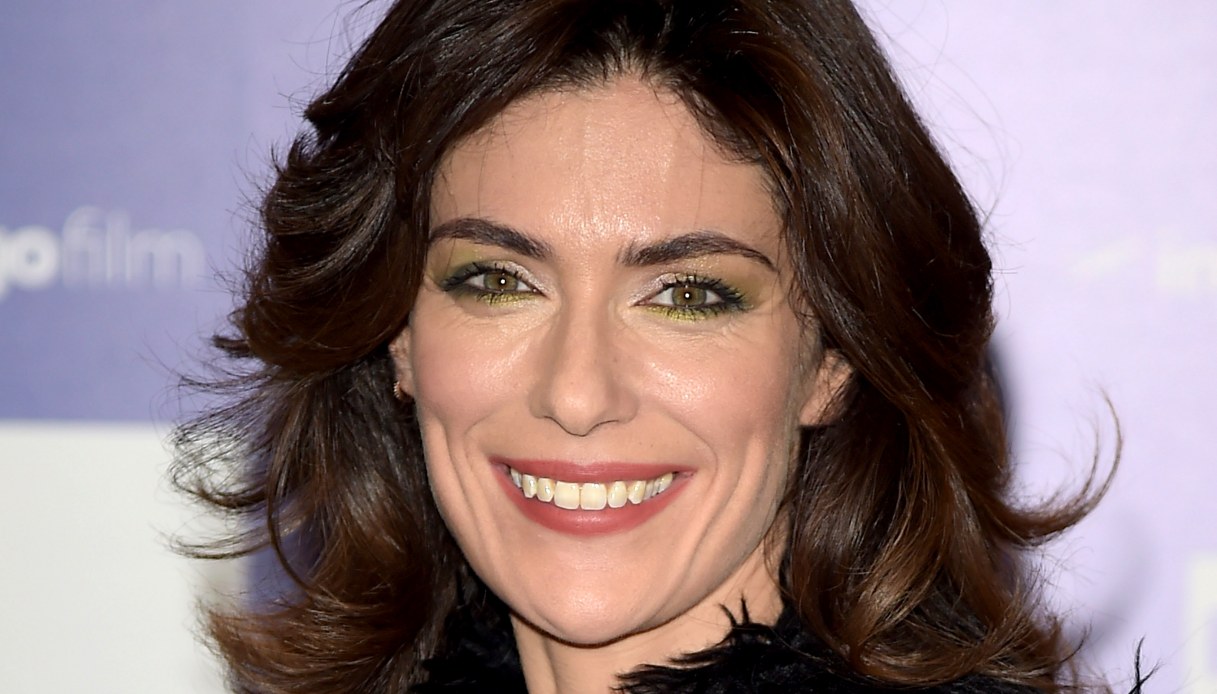 Anna Valle, il segreto dell’amore con Ulisse: “Stare lontano non è male”