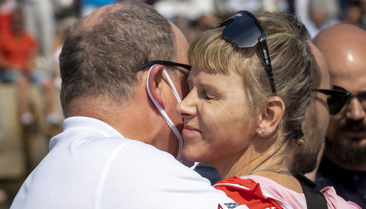 “Charlene di Monaco sfigurata da un intervento”: la reazione di Alberto