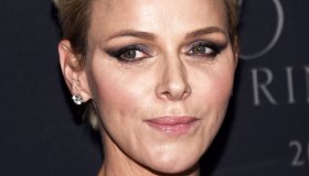 Charlene di Monaco, “crolla il matrimonio con Alberto: fuga in Corsica”