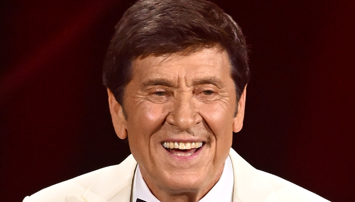 A casa di Gianni Morandi, una magione rustica e familiare come lui