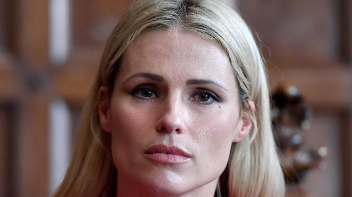 Striscia la Notizia, perché Michelle Hunziker è assente e chi la sostituisce