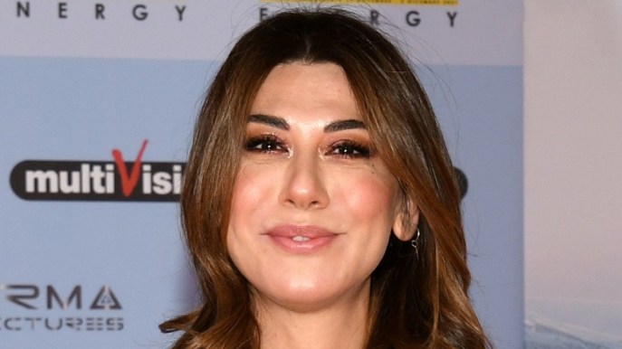 Virginia Raffaele innamorata. Al suo fianco un collega giovane e decisamente affascinante