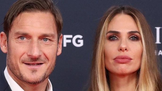 Francesco Totti festeggia la piccola Isabel, che è sempre più simile a mamma Ilary