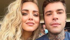 Chiara Ferragni in ospedale con Fedez: il tenero regalo di Leo per il suo papà
