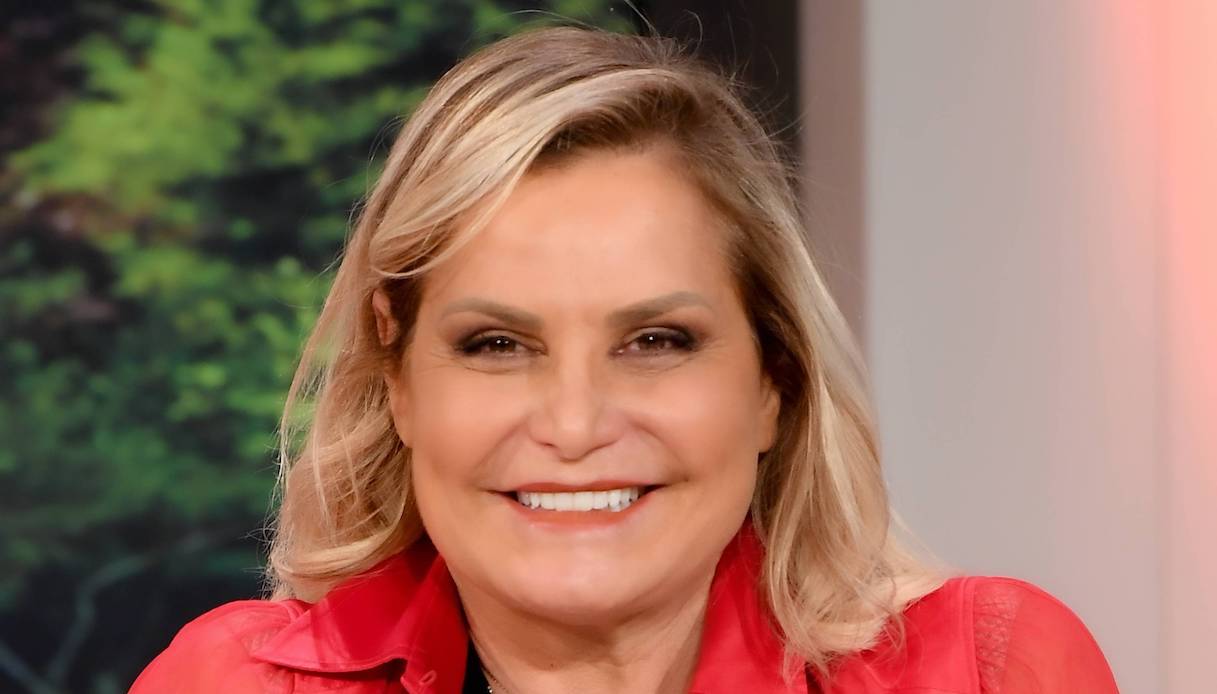 Ultima Fermata, l’effetto déjà vu è inevitabile. Ma Simona Ventura torna in grande stile