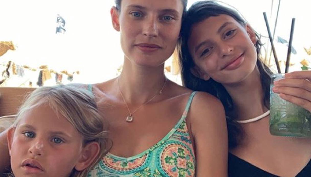 Bianca Balti con le sue bambine