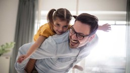 Papà sei il mio supereroe e te lo dico così