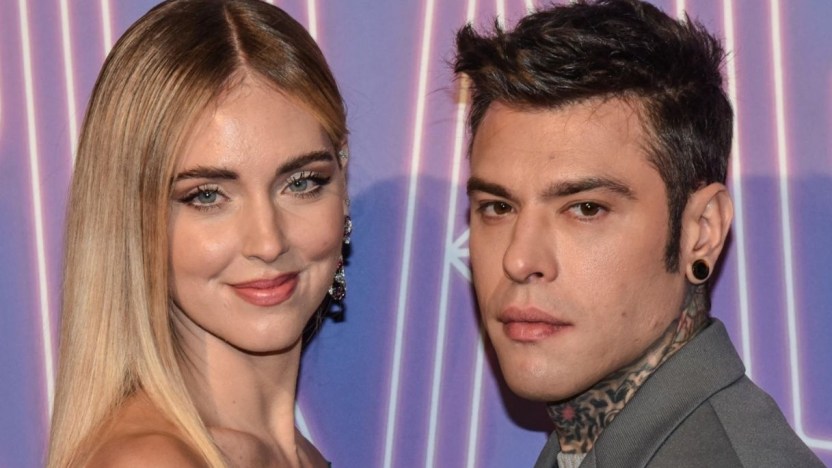 Fedez e Chiara Ferragni, scherzano sulla panciera: la reazione di Leo su Instagram