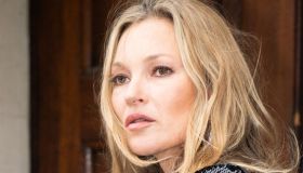 Abbiamo scoperto il segreto della pelle eternamente giovane di Kate Moss ed è gratis (o quasi)