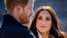 Meghan e Harry, i look casual chic agli Invictus Games (con bacio romantico)