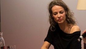 “Non avere figli per salvare il pianeta”: le dichiarazioni della filosofa Verena Brunschweiger