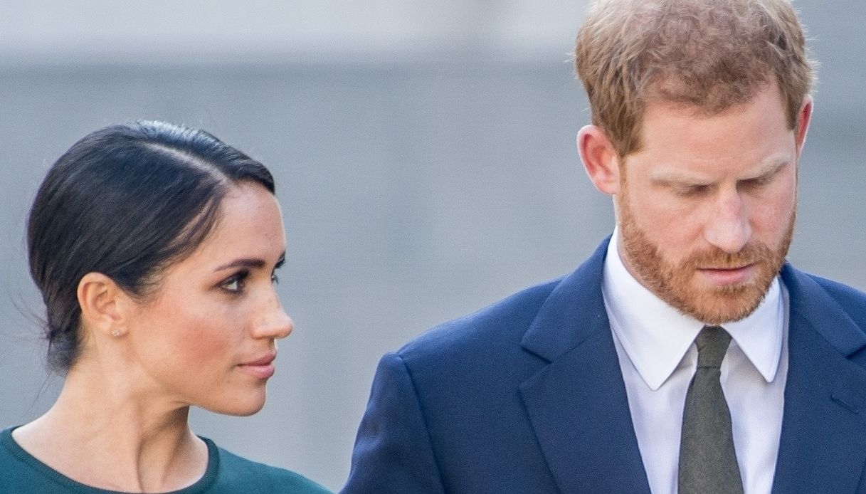 “Spaccatura profonda”. Harry e Meghan alle nozze di Beckham Jr, l’affronto alla Famiglia Reale