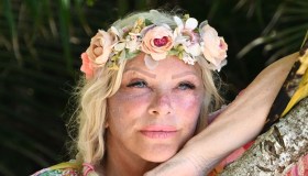 Isola dei Famosi, Ilona accerchiata dal gruppo: perché Lory la accusa di “tradimento”