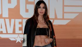Premiere di “Top Gun: Maverick”, outfit audaci (Gregoraci nude look)