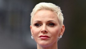 Charlene al GP con Alberto: la crisi è lontana. Lo sguardo non mente