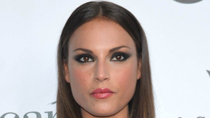 “Sono in tragiche condizioni psicofisiche”. Il racconto di Francesca De André su Instagram