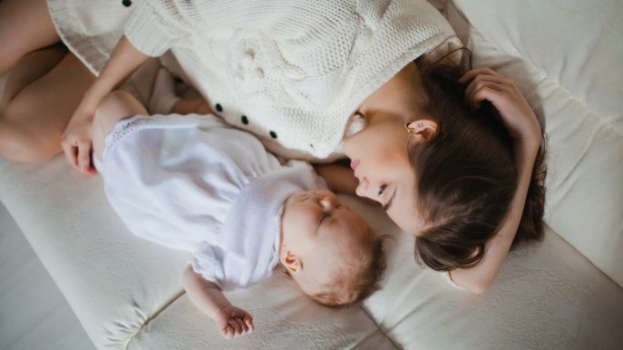 Madre single, cosa ti spetta: guida all’assegno comunale e agevolazioni previste