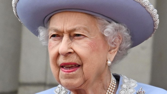 Duro colpo per la Regina: il Principe Andrea è positivo al Covid e salta il Giubileo