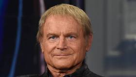 Programmazione estiva 2022, torna “Don Matteo 6”. Canale 5 punta sulle soap