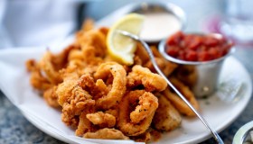 Friggere in estate: i segreti per una panatura leggera e perfetta