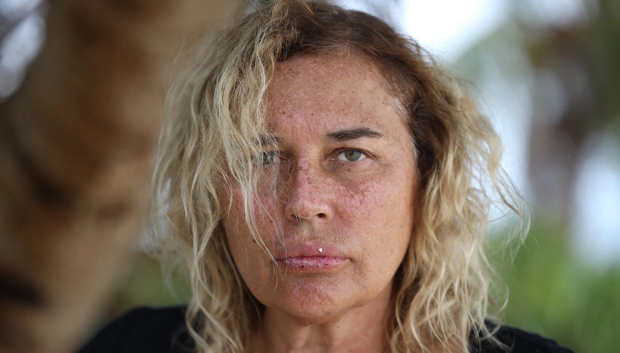 Isola, “Un branco di lupi”: il duro sfogo dopo l’eliminazione di Lory Del Santo