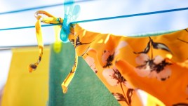 Come lavare i costumi da bagno quando non hai lavatrice