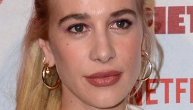 Clizia Incorvaia lontana dai figli, ha di nuovo il Covid: “Mi mancano i vostri sorrisi”