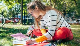 Compiti delle vacanze: consigli per gestirli e finirli in tempo