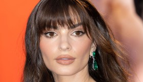 Emily Ratajkowski, è finita con il marito Sebastian Bear-McClard: “Lui l’ha tradita”