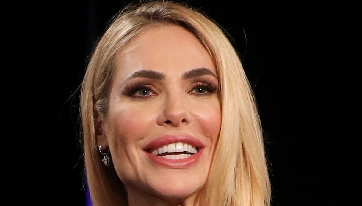 “Vuole farlo sapere al mondo intero”. La forza di Ilary Blasi, sempre più bella su Instagram