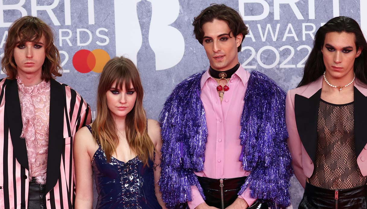 I Maneskin infiammano il palco di Istanbul (con tanto di proposta di matrimonio)