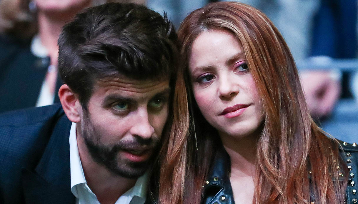 Shakira e Piqué, i debiti, l’accordo, la battaglia per i figli: come stanno davvero le cose