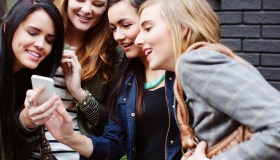 Storie di Instagram, come fare le domande anonime e prendere parte al divertimento 🫢