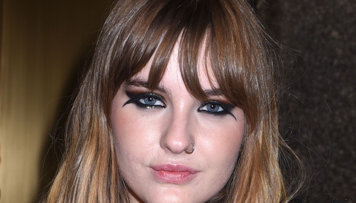 Victoria, festa e topless con i Maneskin. Ma manca Damiano (in tutti i sensi)