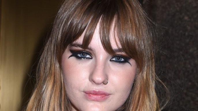 Victoria, festa e topless con i Maneskin. Ma manca Damiano (in tutti i sensi)