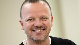 Gigi D’Alessio, la prima foto d’amore con Denise Esposito su Instagram (con dedica)