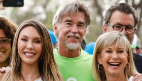 Olivia Newton-John, felice fino alla fine: l’amore per John e la figlia Chloe