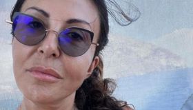 Sabrina Ferilli si mostra senza trucco su Instagram: a 58 anni è spettacolare