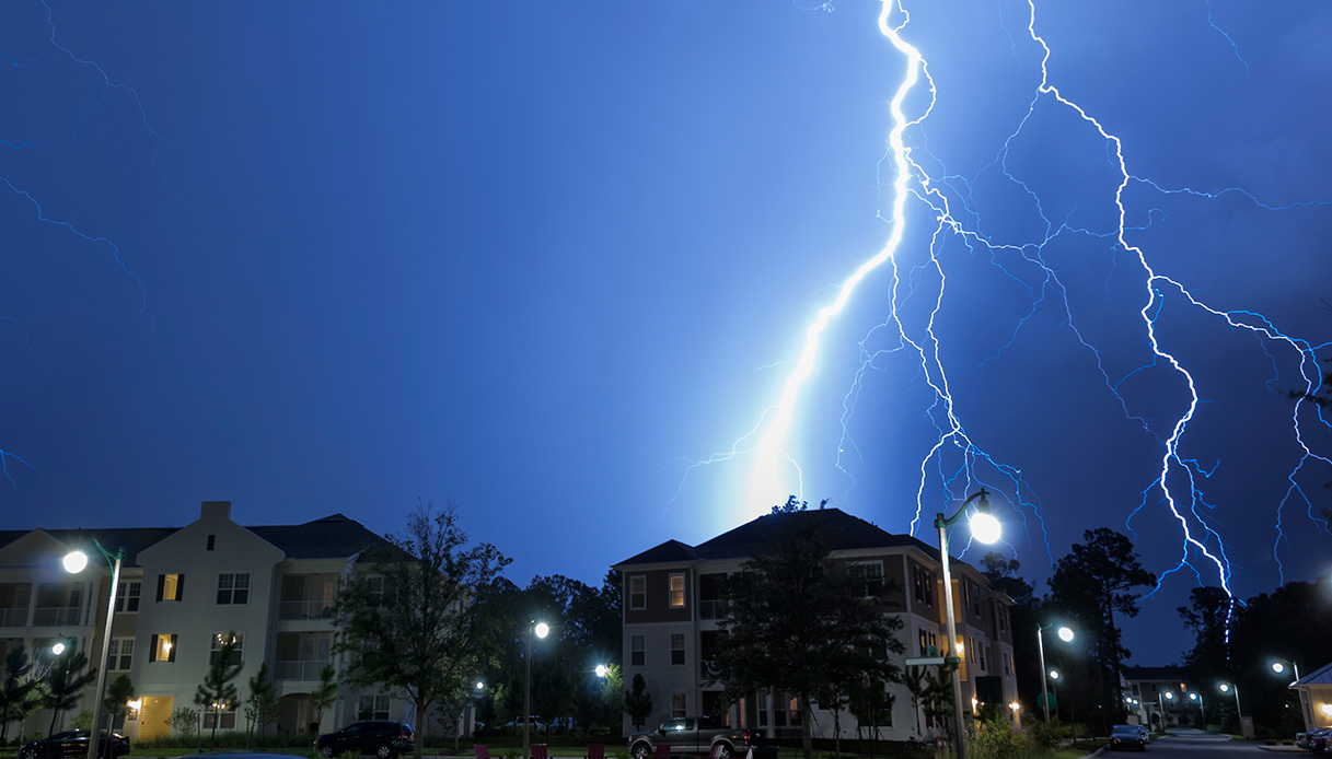 Morte Alberto Balocco, come proteggersi dai fulmini. I consigli degli esperti