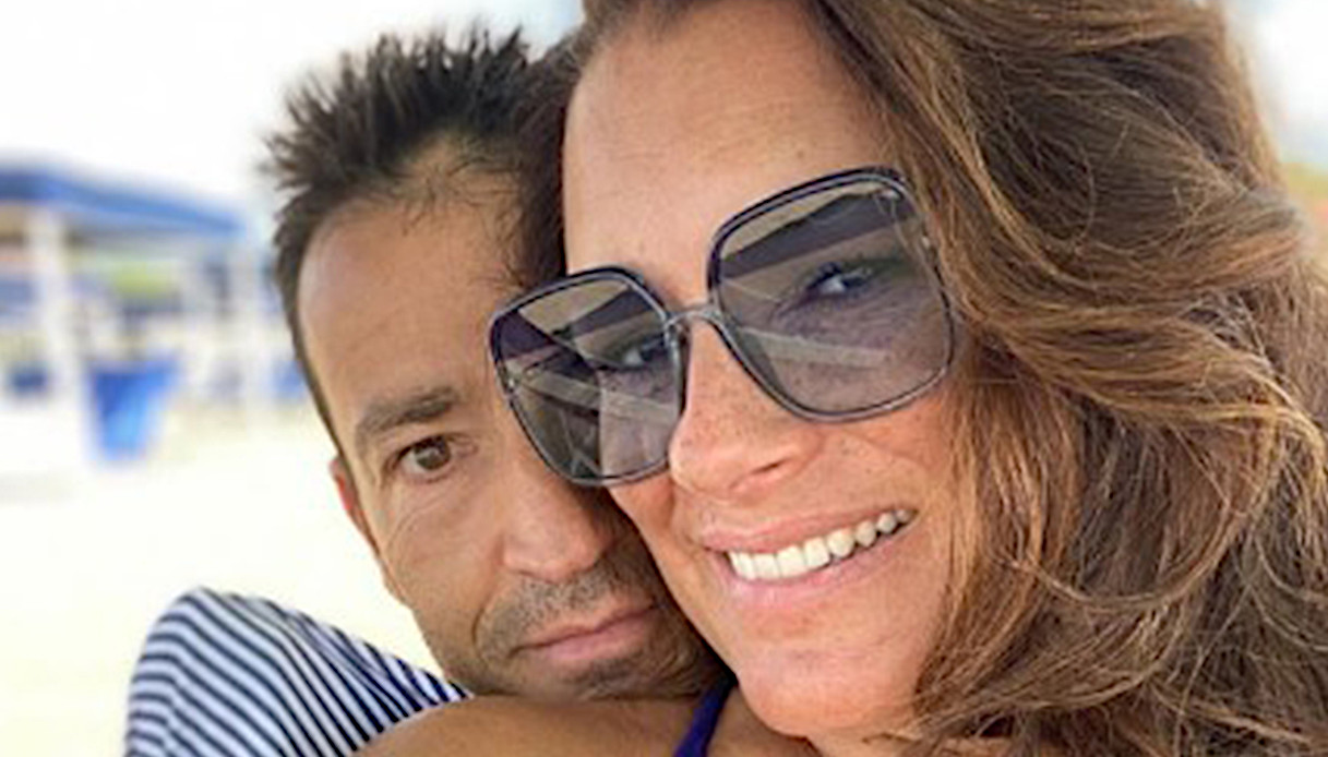 “Ho detto Sì”. Alena Seredova si sposa, l’annuncio delle nozze con Nasi su Instagram