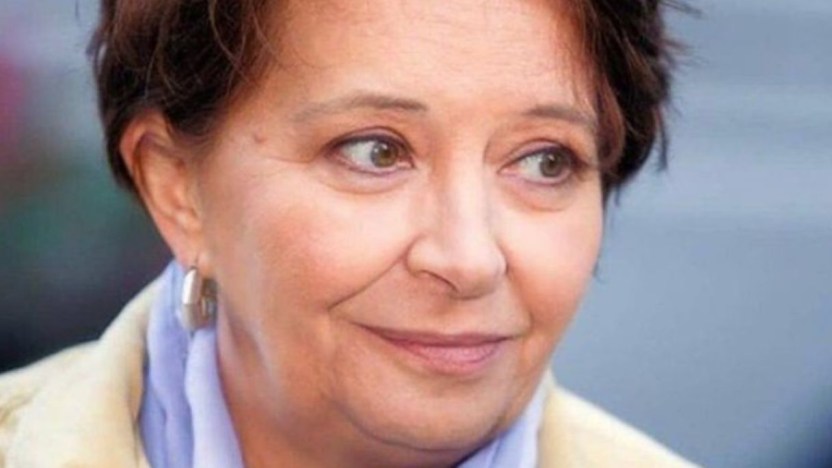 Lutto a “Un posto al sole”, addio a Carmen Scivittaro. Il dolore di Alberto Rossi