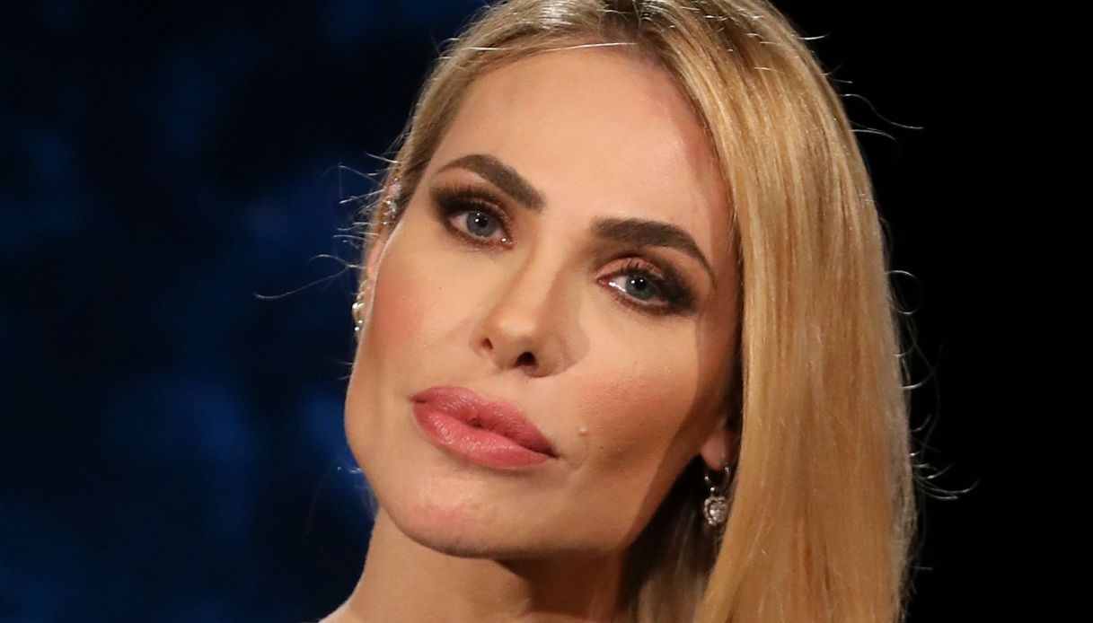 “Ci sarà un’intervista in tv”: Ilary Blasi parla dopo il divorzio: l’indiscrezione