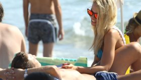 Francesco Totti a Sabaudia da single, il freddo saluto con Ilary e l’assenza di Chanel