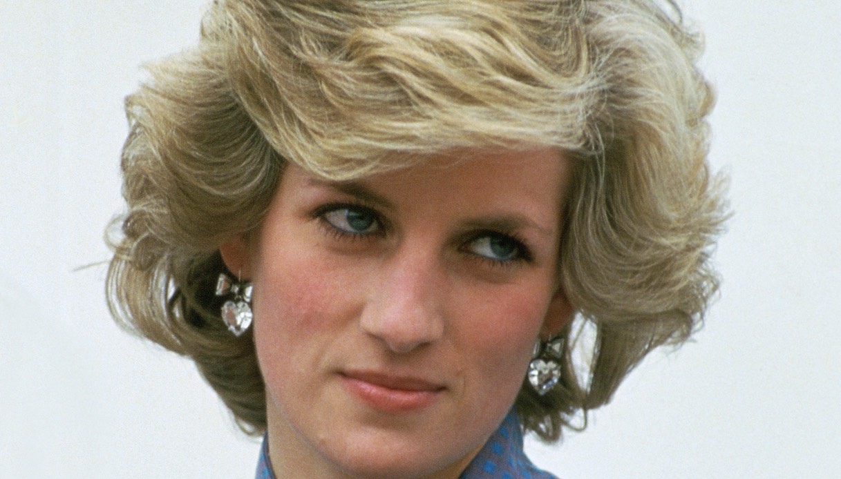 Lady Diana, il suo maglione iconico con le pecore venduto a una cifra folle