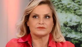 “Ero infelice, mi sentivo sola”: Simona Ventura racconta il periodo più buio
