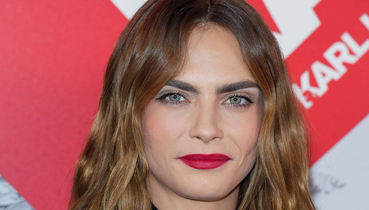 Cara Delevingne è tornata, più in forma che mai. La paura è passata