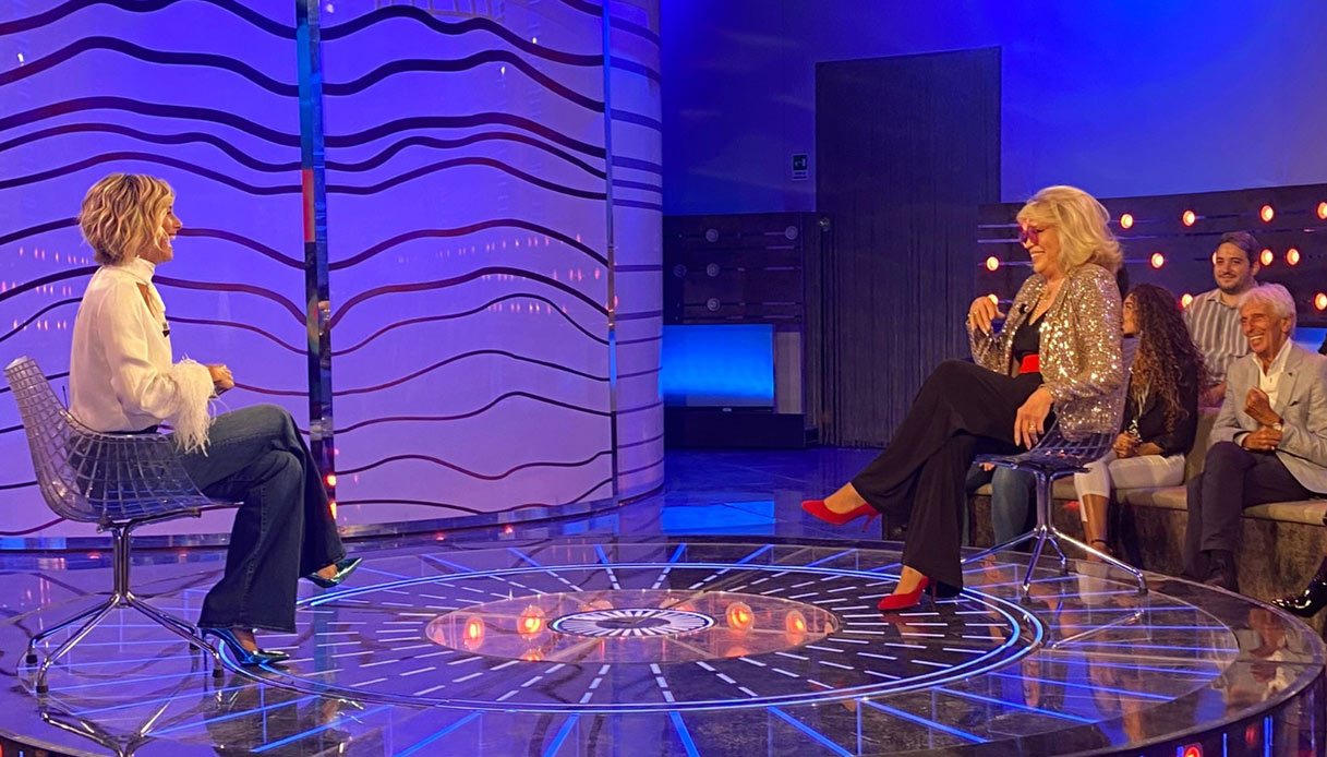 Francesca Fialdini Amanda Lear A ruota libera