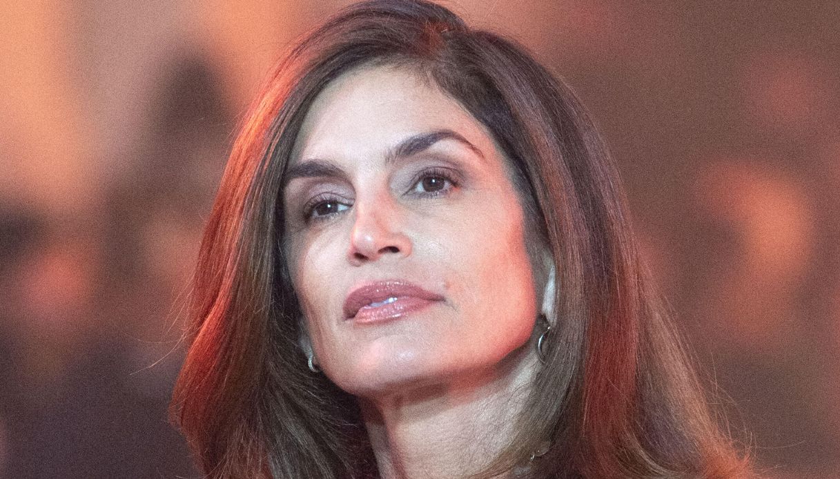 Cindy Crawford, top model a 56 anni: “Ora sono più sicura di me”