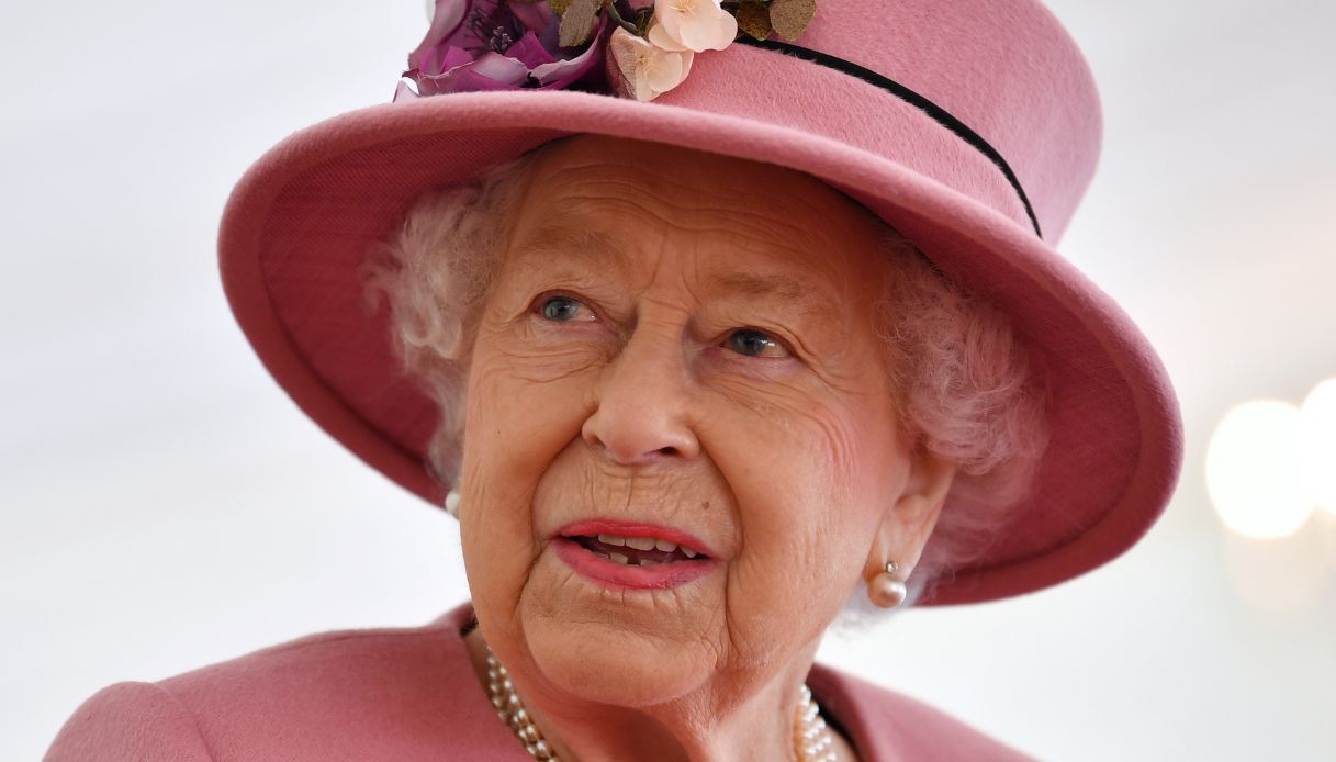 Funerali Regina Elisabetta, come cambia il palinsesto tv il 19 settembre